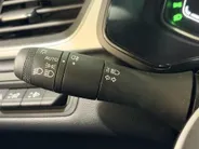 Renault Captur 90PK TCe Techno | 1e eigenaar | Schuif-Kantel Dak | Camera | Navigatie | Apple Carplay/Android Auto | Parkeersensoren | Trekhaak | Climate Control | Lichtmetalen Velgen | Full LED |