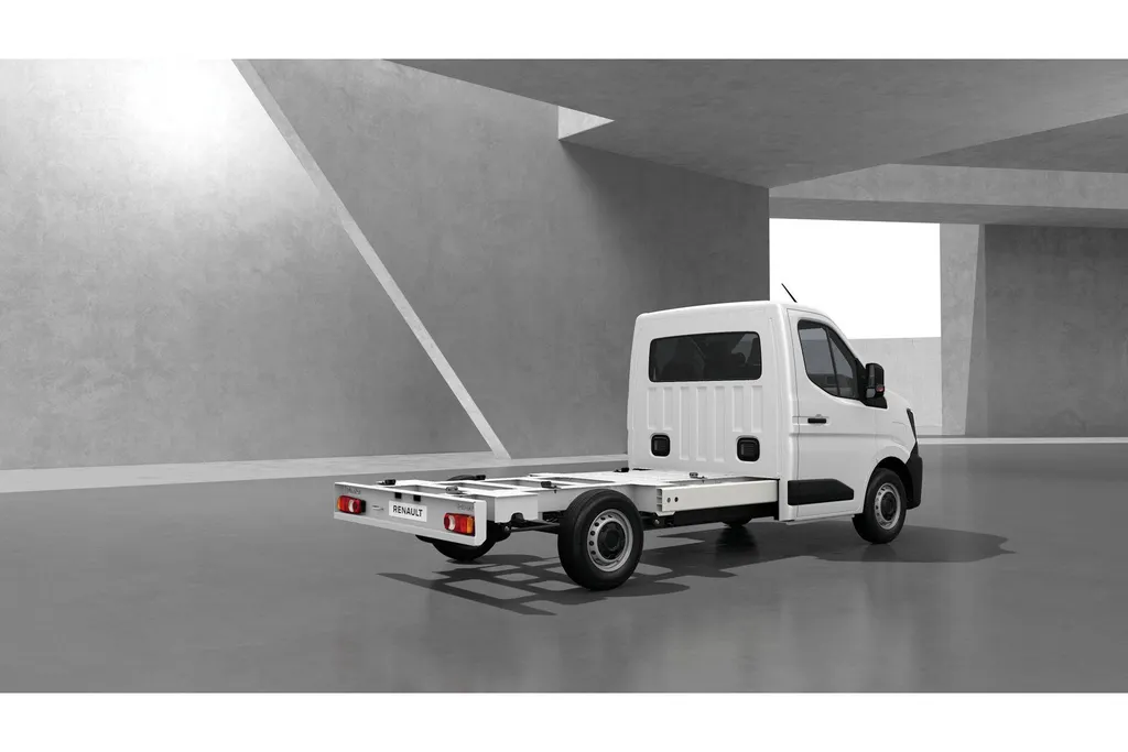Renault Master E-Tech T35 L2H1 Advance long range 87 kWh Nu met € 10.978,- Zeeuw en Zeeuw voorraadkorting // 5 jaar fabrieksgarantie .