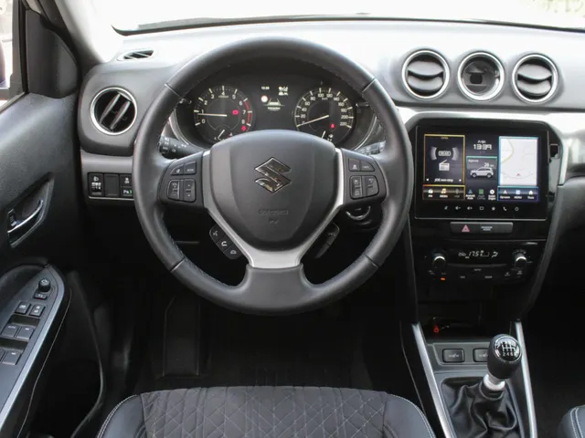 Suzuki Vitara 1.4 Boosterjet Smart Hybrid Style | Navi | Cruise | Clima | Camera | Lm-Velgen