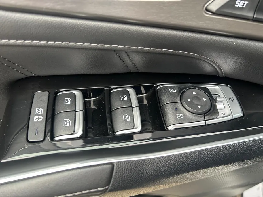 Kia Sorento 1.6 T-GDI Hybrid 2WD ExecutiveLine 5p. | Apple Carplay / Android Auto | Navigatiesysteem | Elektrisch Verstelbare Voorstoelen | Bestuurdersstoel met Geheugen | Elektrisch Schuif / Kanteldak | Elektrisch Bedienbare Achterklep | Stoelverwarming + Stoelkoeli