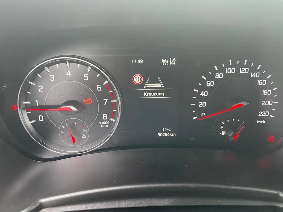 Suzuki Swift 1.2 Select Smart Hybrid | 16' lichtmetalen velgen | Apple CarPlay® & Android Auto™ | Stoelverwarming vóór | Adaptive Cruise Control (ACC) |