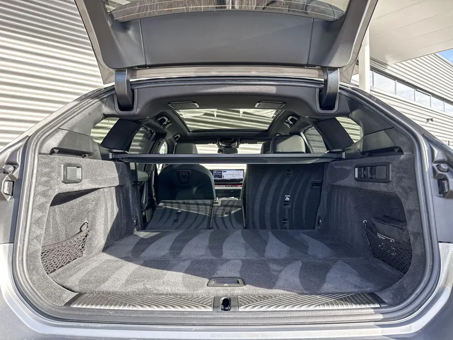 BMW i5 Touring eDrive40 84 kWh