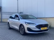 Ford Focus 1.0 EcoBoost Hybrid 125 pk Titanium X Wagon AGR stoelen - Navigatie - Apple Carplay/ Android Auto - Winter Pack - 17inch LM Velgen