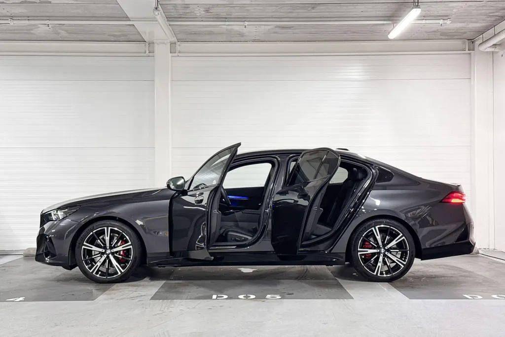 BMW 5 Serie Sedan 520i