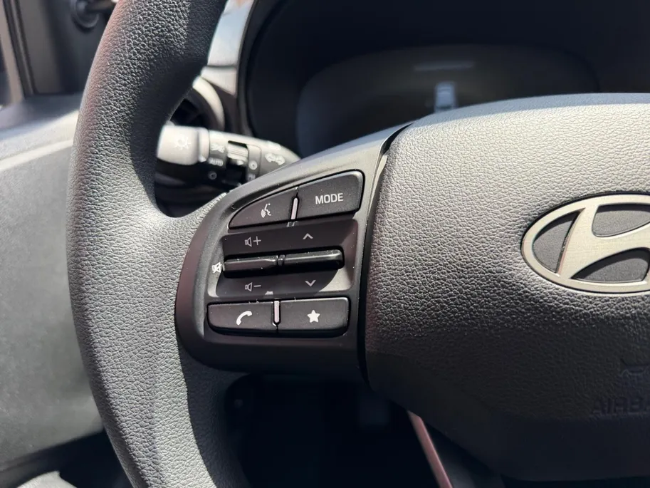 Hyundai i10 1.0 Comfort | Navigatie | Achteruitrijcamera | Parkeersensoren achter | Airco | Apple Carplay/ Android Auto