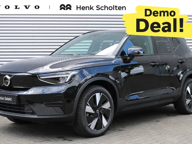 Volvo EX40
