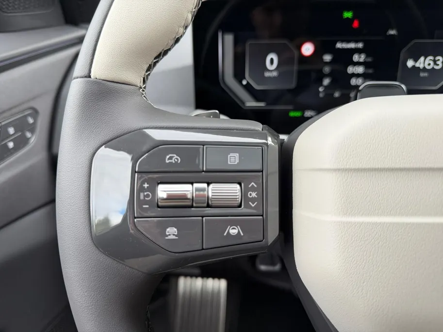 Kia EV5 GT-PlusLine 81.4 kWh Auto is verkocht | Warmtepomp | Massagefunctie | Harman/Kardon audio-installatie | Dodehoekcamera | 360 camera | Glazen schuif-/kanteldak | Memory seats | Elektrisch bedienbare achterklep
