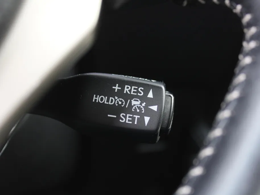 Lexus NX 300h AWD Sport Edition | Luxury + Safety Pack | Stuur-/stoelverwarming | Schuif-/kantel dak | Draadloze lader | 18' LM | Camera | Cruise adapt. |