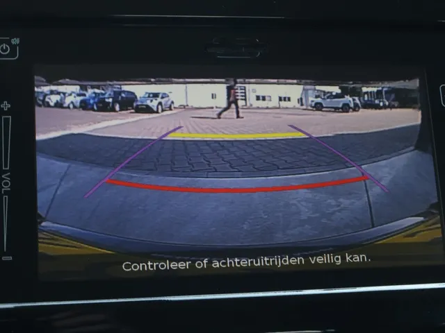 Suzuki Swift 1.2 Style Smart Hybrid AdaptiveCruise | Carplay | Keyless VERKOCHT