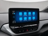 Volkswagen ID.4 Pro Business Advantage 204pk 77 kWh · SOH 95,4% · Camera · Wegklapbare Trekhaak · Apple/Android Car Play · Stoel-& Stuurverwarming · 19'' Inch ·