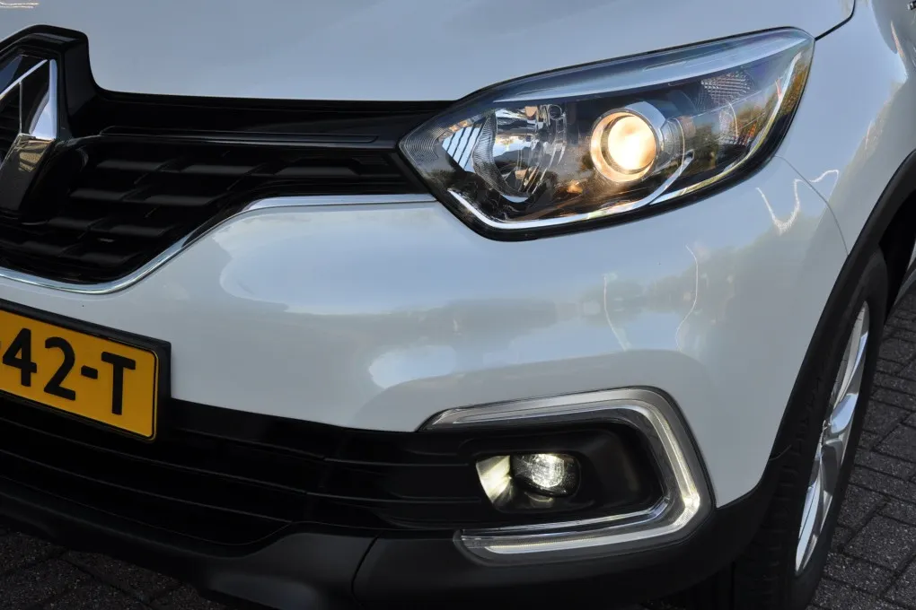 Renault Captur 0.9 TCe Limited NAVI Pack Comfort