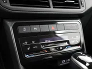 Volkswagen T-Cross 1.5 TSI 150pk DSG Style · Apple/Android Car Play · Stoelverwarming · LED verlichting