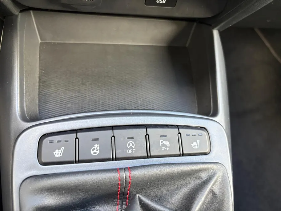 Hyundai i10 1.0 T-GDI N Line 5-zits | Carplay | Stoel/Stuurverwarming | Navi