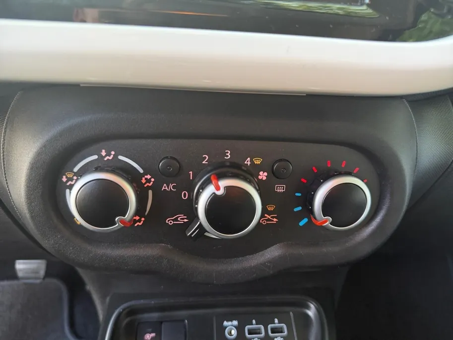 Renault Twingo 1.0 SCe Collection | Airco | Cruise Control | Apple Carplay | Android Auto | LM Velgen | Bluetooth Audio