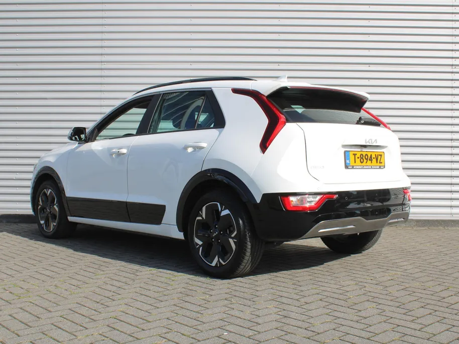 Kia Niro EV DynamicLine 64.8 kWh | Clima | Camera | Cruise adapt. | Carplay | Navi | 17' LM |