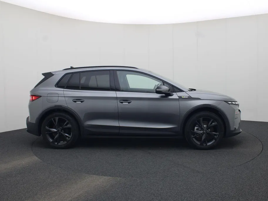 Škoda Elroq RS 340PK 4x4 Elektrische aandrijving |  20' inch velgen Draconis | 2500,- inruilvoordeel!!