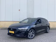 Ford Focus 1.0 EcoBoost Hybrid ST Line 125 pk Wagon GROOT NAVIGATIE-WINTERPAKKET-PRIVACY GLASS
