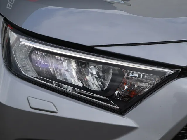Toyota RAV4 2.5 Hybrid AWD Style | Trekhaak | PDC v/a | Stuur/stoel verwarm.