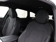 Volkswagen ID.7 Pro Limited Edition 77 kWh accu 286 PK · Draadloze telefoonlader · 360 camera · verwarmde voorstoelen · Voorraad OUTLET · Prijs is inclusief inruilpremie ·