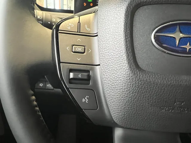 Subaru Solterra 4E-xperience 73.1 kWh | NIEUW MODEL!!! | 100% Elektrisch | Uit Voorraad Leverbaar | Panoramisch Dak | Dubbelen Draadloze Telefoonoplader | Nieuw Multimedia Systeem
