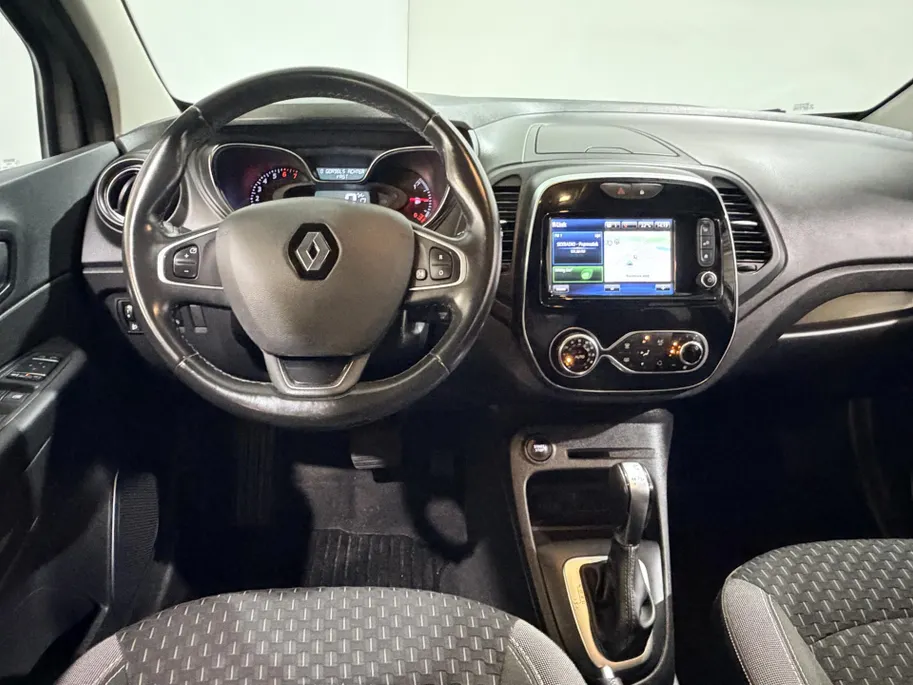 Renault Captur 120PK TCe Intens Automaat | Trekhaak | Navi | LM Velgen Hoogglans Zwart | Camera | Parkeersensoren | Full LED | Climate Control | Cruise Control | Keyless Entry | Elektrische Ramen & Spiegels | Licht & Regen Sensor |