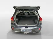 Kia Niro 1.6 GDi Hybrid Edition | Trekhaak Vaste Kogel+ 13-Polige stekker | Schuifkanteldak | Apple Carplay / Android Auto | Navigatiesysteem | Licht + Regensensor | Parkeersensoren + Camera Achter | 16' Lichtmetalen Velgen | Cruise Control Adaptief | Rijstrooksen