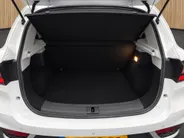 MG ZS EV MG Luxury 45 kWh SOH 91% | Navigatie | Schuifkanteldak | ACC | Leder interieur | Stoelverwarming |