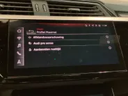 Audi e-tron 55 quattro S Line 300kW/408PK 95 kWh · Panoramadak · Camera + Parkeersensoren · Drive select