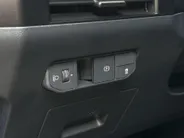Kia PV5 L2H1 Elite Executive 71.2 kWh | 416 km WLTP-actieradius | 10% - 80% laden snelladen in 30 minuten | All-season banden | Dodehoek camera | 360 camera | Parkeersensoren rondom | Stoel- en stuurverwarming | Draadloos Apple/Android Carplay | Navi