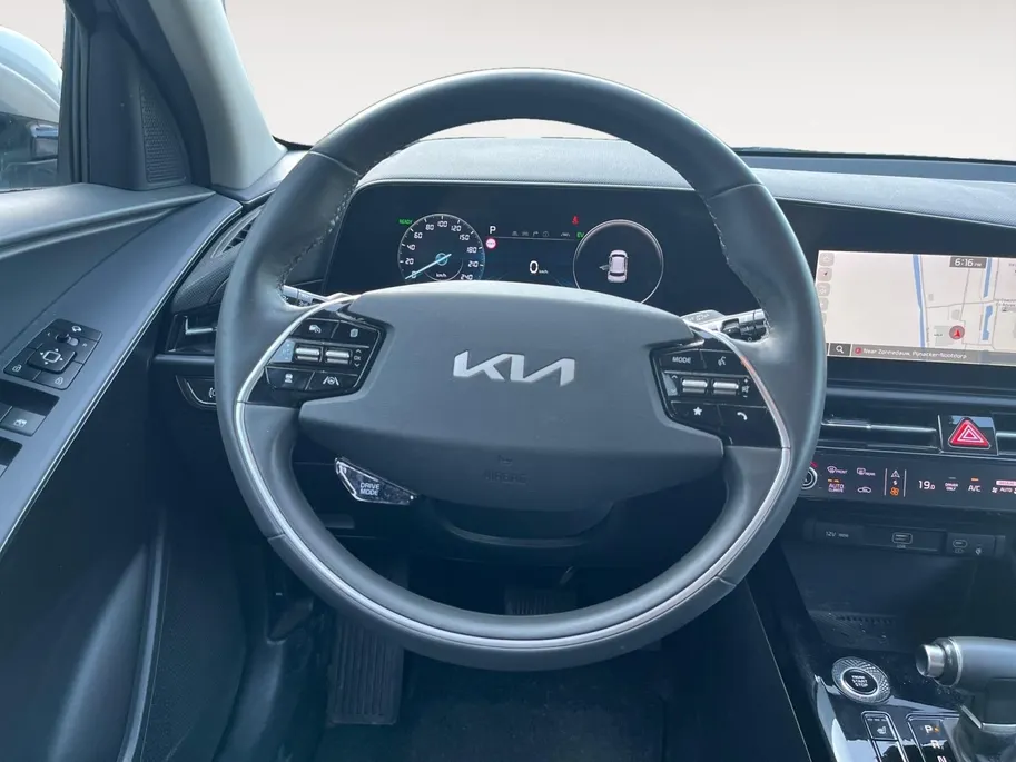 Kia Niro 1.6 GDi Hybrid DynamicLine | Two-Tone | Trekhaak | Climate control | Navigatie | Cruise control