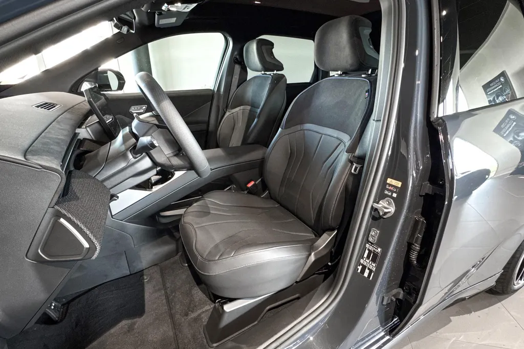 BMW iX3 40 eDrive 83 kWh