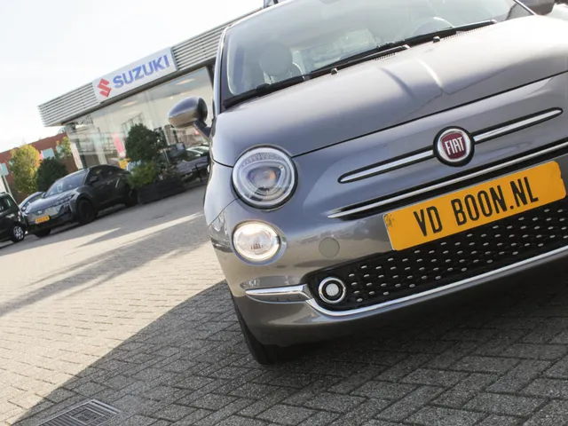 Fiat 500 1.2 Lounge Automaat | Carplay / Android auto | Airco | Cruise | Park sens