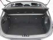 Kia Stonic 1.0 T-GDi MHEV DynamicPlusLine | Stuur-/stoelverwarming | Camera | Clima | Cruise | 16' LM | Navi | LED | Keyless |