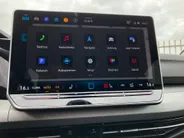 Volkswagen Golf 1.5eTSI/150PK Life Edition · Apple/Android Car Play · Navigatie · Head-Up display · Stoel-& stuurverwarming · Garantie t/m 21-04-2030 of 100000km.