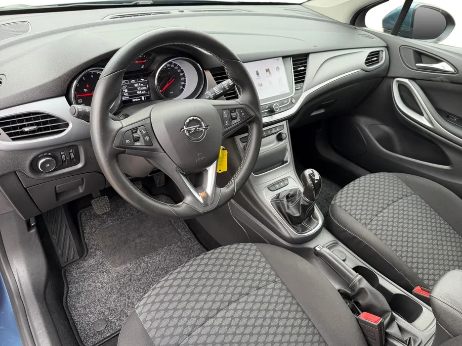 Opel Astra 1.0 Online Edition | NL auto | Cruise control | Navigatie | Parkeersensoren voor en achter | Achteruitrijcamera | 16' lichtmetalen velgen | Airco |  Bovag garantie |
