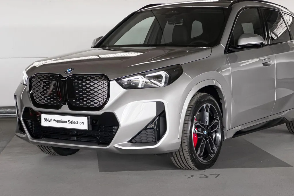 BMW iX1 eDrive20 67 kWh M Sport Edition