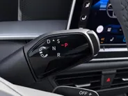 Volkswagen Tayron Life Edition 1.5 eHybrid 204 PK 6 versn. DSG · Comfort Pakket · Trekhaak · Achteruitrijcamera · Stoel- en stuurverwarming
