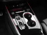 Audi A6 Avant 2.0 367pk S-tronic e-hybrid Quattro S edition Comp · 360 Camera · Wegklapbare Trekhaak · Elek. Voorstoel · Elek. Achterklep · 20'' Inch · Garantie t/m 11-12-2030 of 100.000km