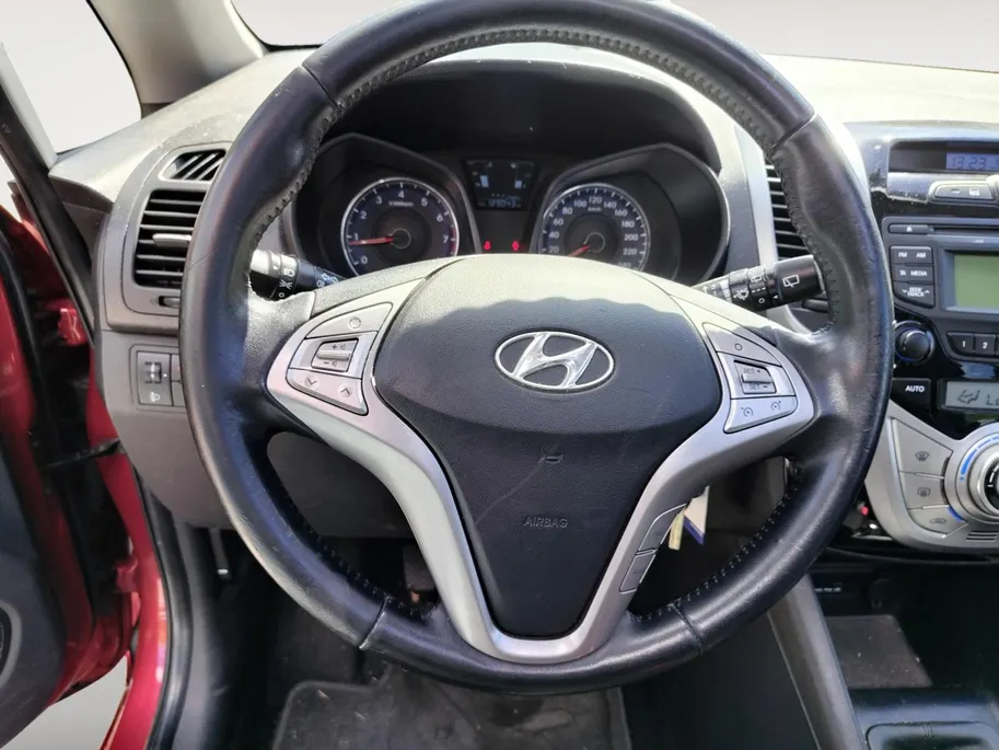 Hyundai ix20 1.4i i-Motion | Panorama | Trekhaak | NU Incl. 12 maanden garantie, APK, Onderhoudsbeurt etc. Premiumpakket gratis! |