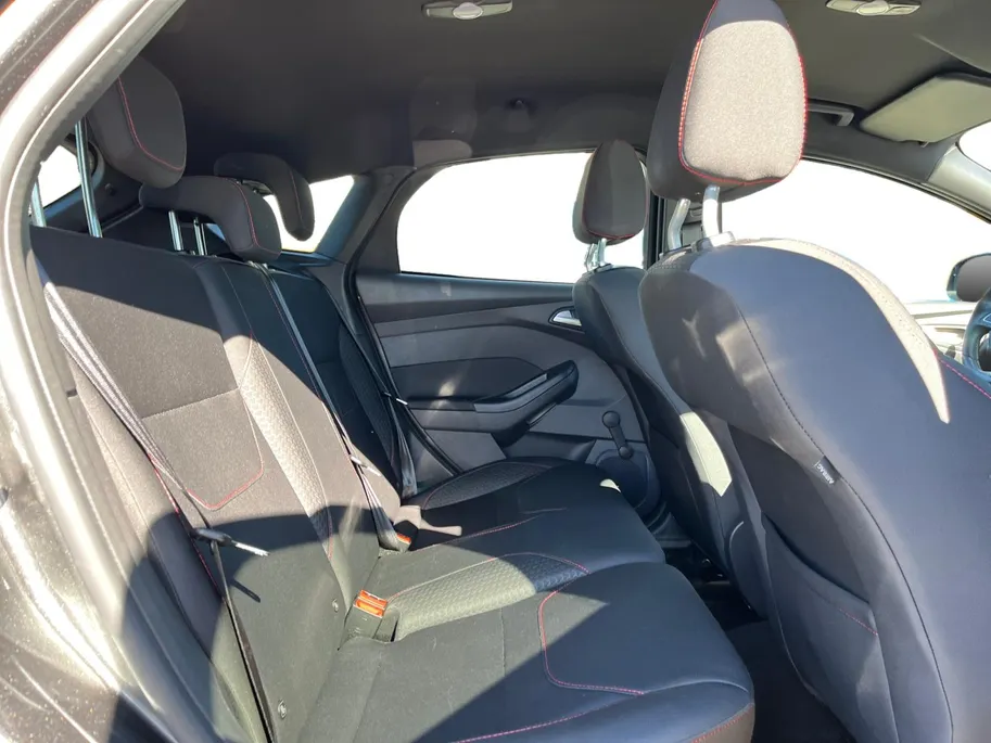 Ford Focus 1.0 ST-Line |Cruise control| Mistlampen voor|Airco (automatisch)| 12 maanden Bovag|