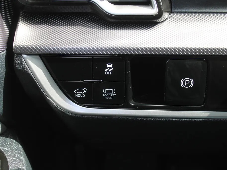 Kia Sportage 1.6 T-GDi Hybrid GT-Line | Stuur-/stoelverwarming | Elek. stoelverstelling + achterklep | Schuifdak | 18' LM | Cruise adapt. | Camera |