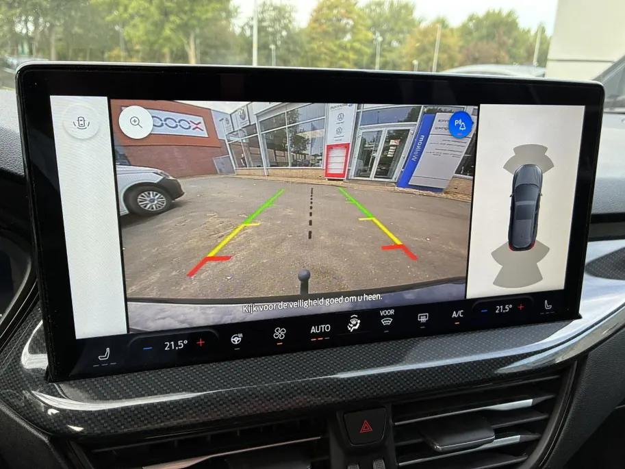 Ford Focus Wagon 1.0 EcoBoost Hybrid ST Line X AUTOMAAT & winterpakket