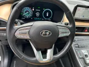 Hyundai Santa Fe 1.6 T-GDI HEV Premium Plus Sky 7p. | Zeer netjes | Vol opties! | Trekhaak | Incl. 12 maanden garantie, APK, Onderhoudsbeurt etc. Premiumpakket gratis! |