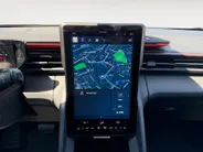 Ford Explorer Collection Extended Range RWD 79 kWh | Nieuw te Bestellen | €3.500,- Ready Set Ford Bonus | 579km WLTP Rijbereik | Trekhaak | B&O Premium Audio | 360 Graden Camera | HUD | Verwarmbare Voorstoelen | Verwarmbaar Stuur