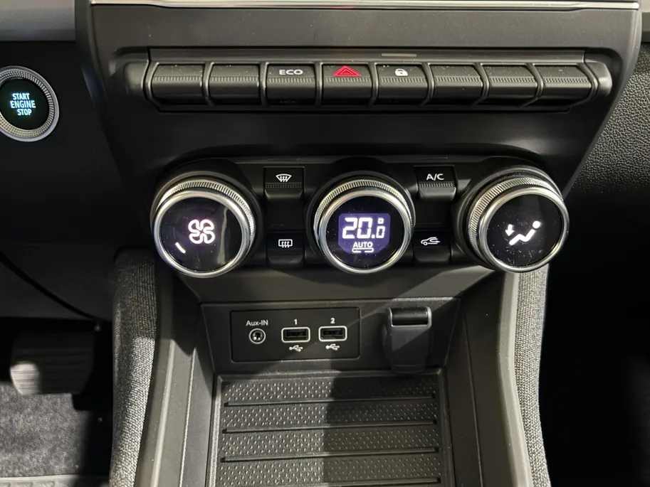 Renault ZOE R135 Evolution 52 kWh Automaat | DEMO | Camera | Parkeersensoren | Apple CarPlay/Android Auto | Climate Control | Full LED | Lichtmetalen Velgen | Digital Cockpit | Cruise Control |
