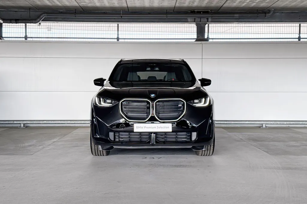 BMW X3 M50