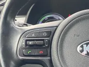 Kia Niro 1.6 GDi Hybrid ExecutiveLine | Dodehoekdetectie | Lederen bekleding | Stoelverwarming en ventilatie | 18 inch  LM-velgen | Elektr. stoel | Parkeercamera |