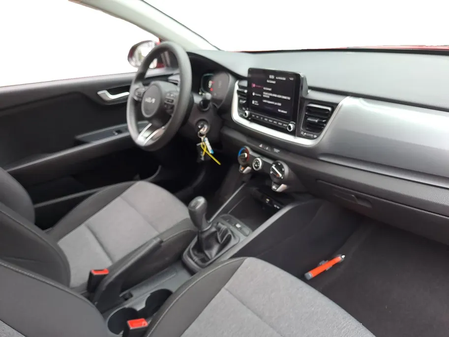 Kia Stonic 1.0i Turbo MHEV ComfortLine 100 PK | 1e Eigenaar | Airco | Bluetooth | Camera | Cruise control | Metallic lak | Fabrieksgarantie t/m 3-7-2031 | NAP