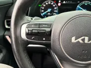 Kia Sportage 1.6 T-GDi Plug-in Hybrid AWD GT-PlusLine | EXCLUSIEVE UITVOERING | APPLE CARPLAY / ANDROID AUTO | PANO | ADAPT. CRUISE | STUUR/STOEL VERWARMING / VERKOELING | NAVI | 360° GRADEN | MEMORY SEATS | KAMELEON TINT |