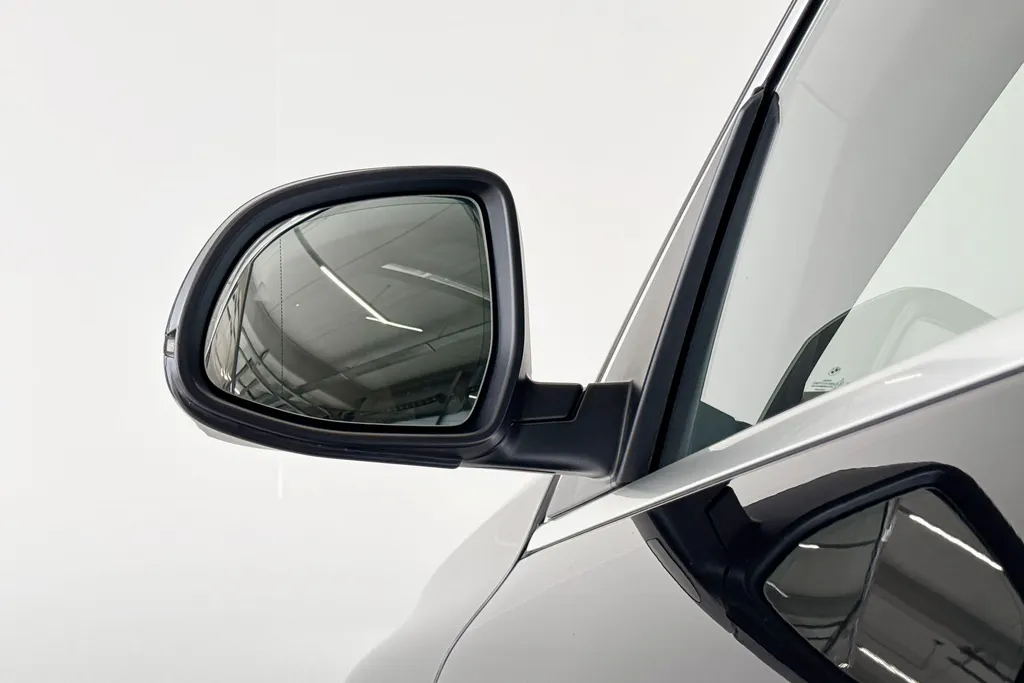 BMW X5 xDrive50e Launch Edition Innovation Pack